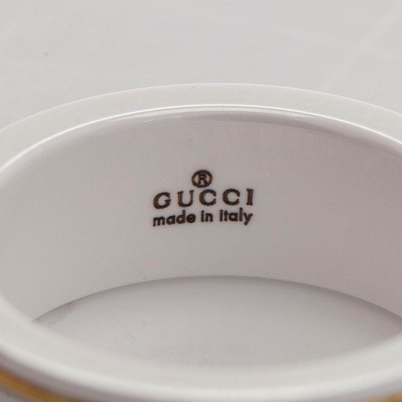Gucci, sormus, "Icon", valkoista zirkonia ja 18K kultaa.