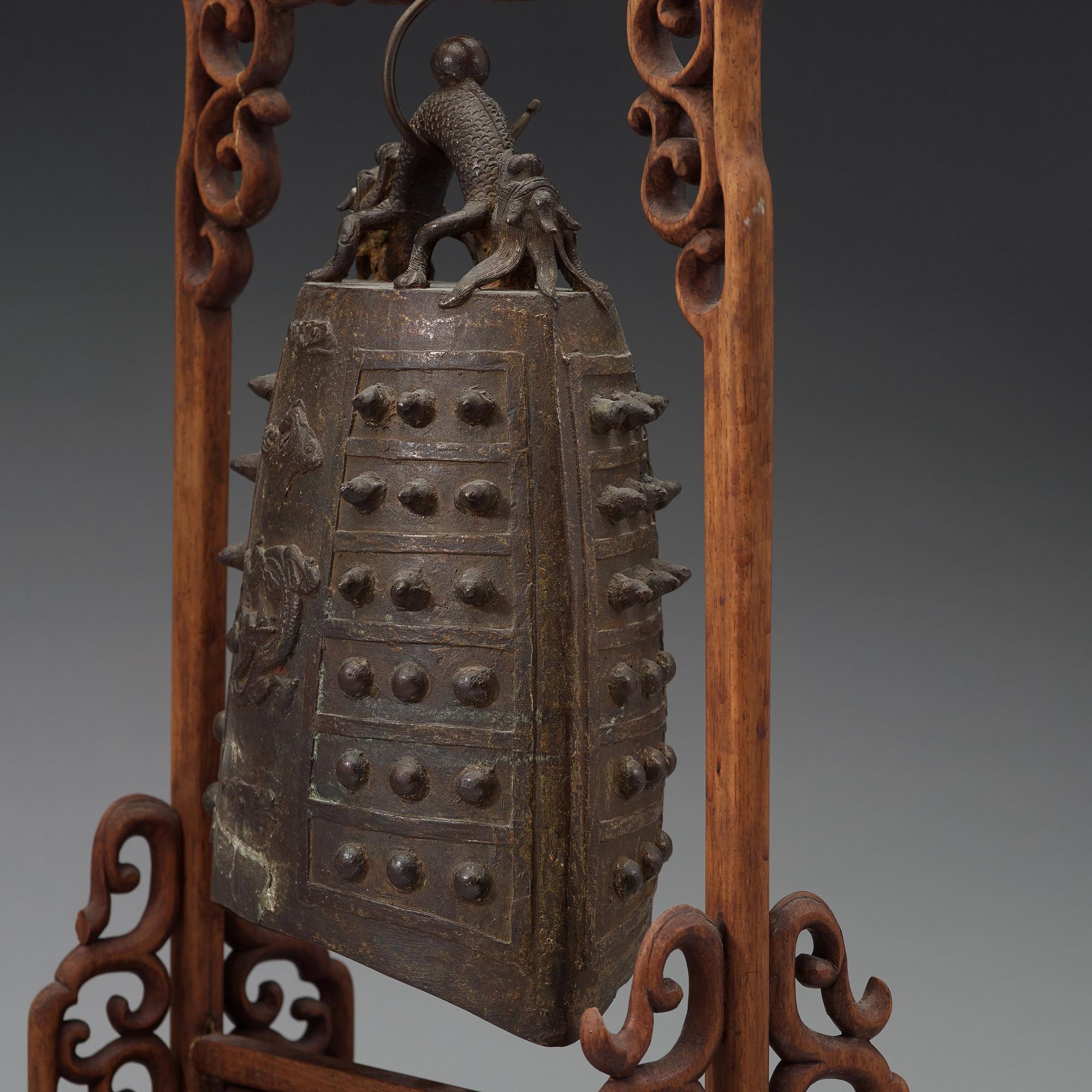 An archaistic bronze temple bell, Ming dynasty (1368-1644).