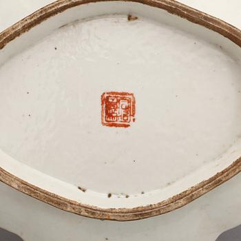 FAT, 2 st, porslin, Kina 1800/1900-tal.