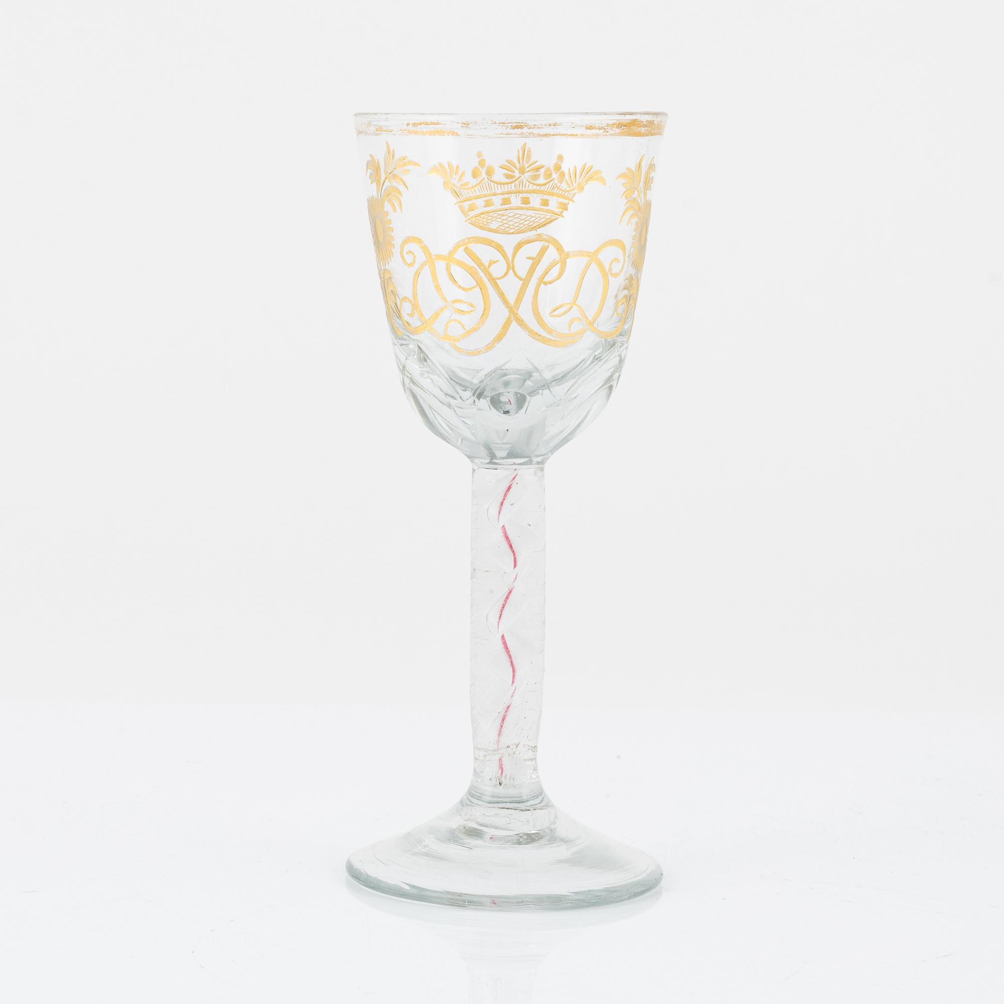 An engraved wine glass possibly from Göteborgs glasbruk, 18th century.