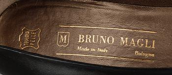 DAMSKOR, ett par, skinn, Bruno Magli, Italien.