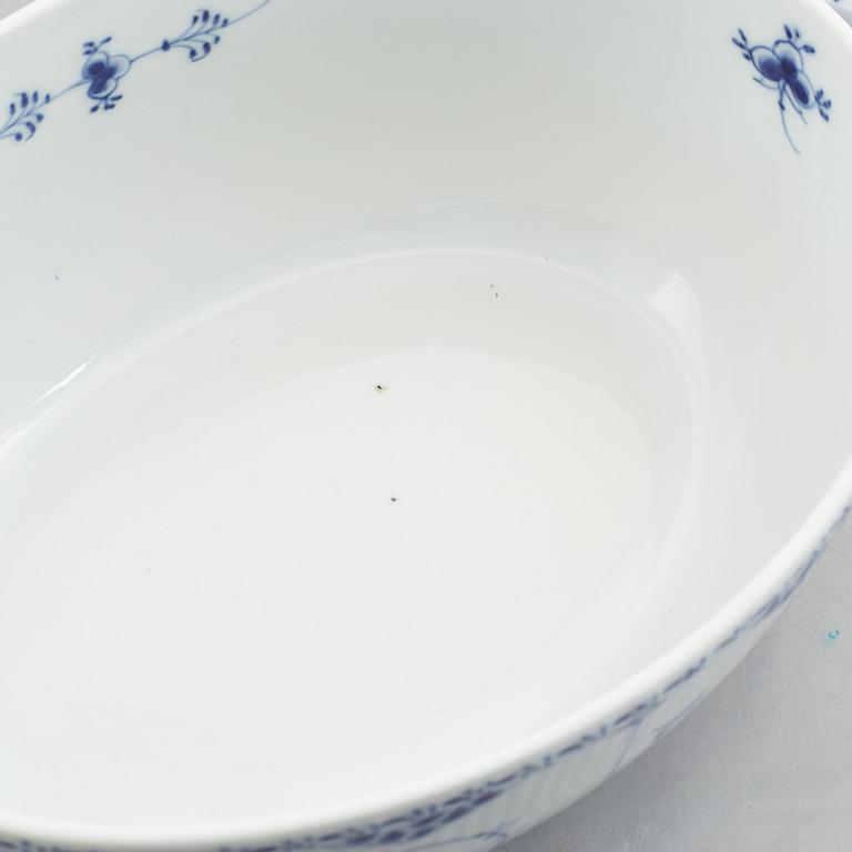 A 'Blue fluted half lace' / 'Musselmalet' porcelain tureen with cover and stand, Royal Copenhagen, model 595, 598, 1947.