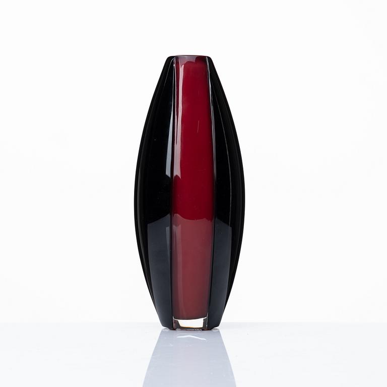 Matz Borgström, a glass vase, Orrefors, Sweden 1989.
