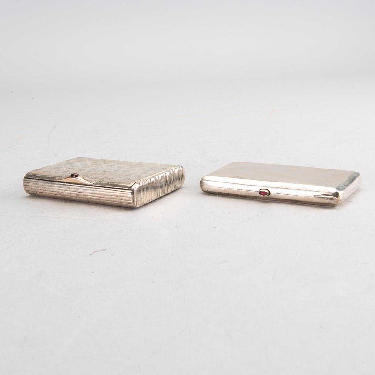 A set of two Lativan/Russian silvr boxes, 20th century, total weight 219 gr.