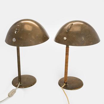 Paavo Tynell, pöytävalaisinpari, malli 9209, Taito 1900-luvun puoliväli.