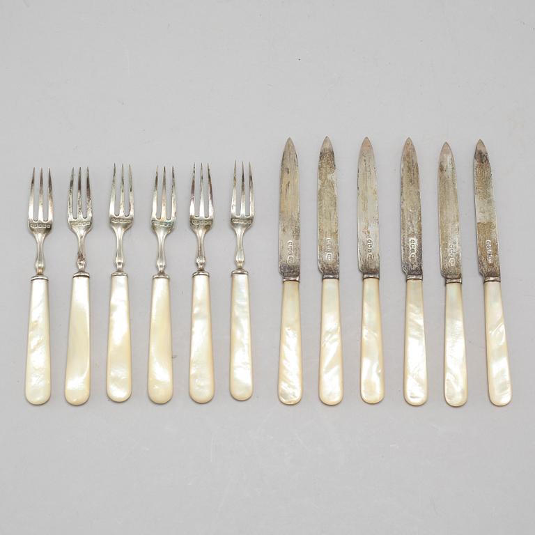Twelve 20th century fruit flatware, Sheffield, England.