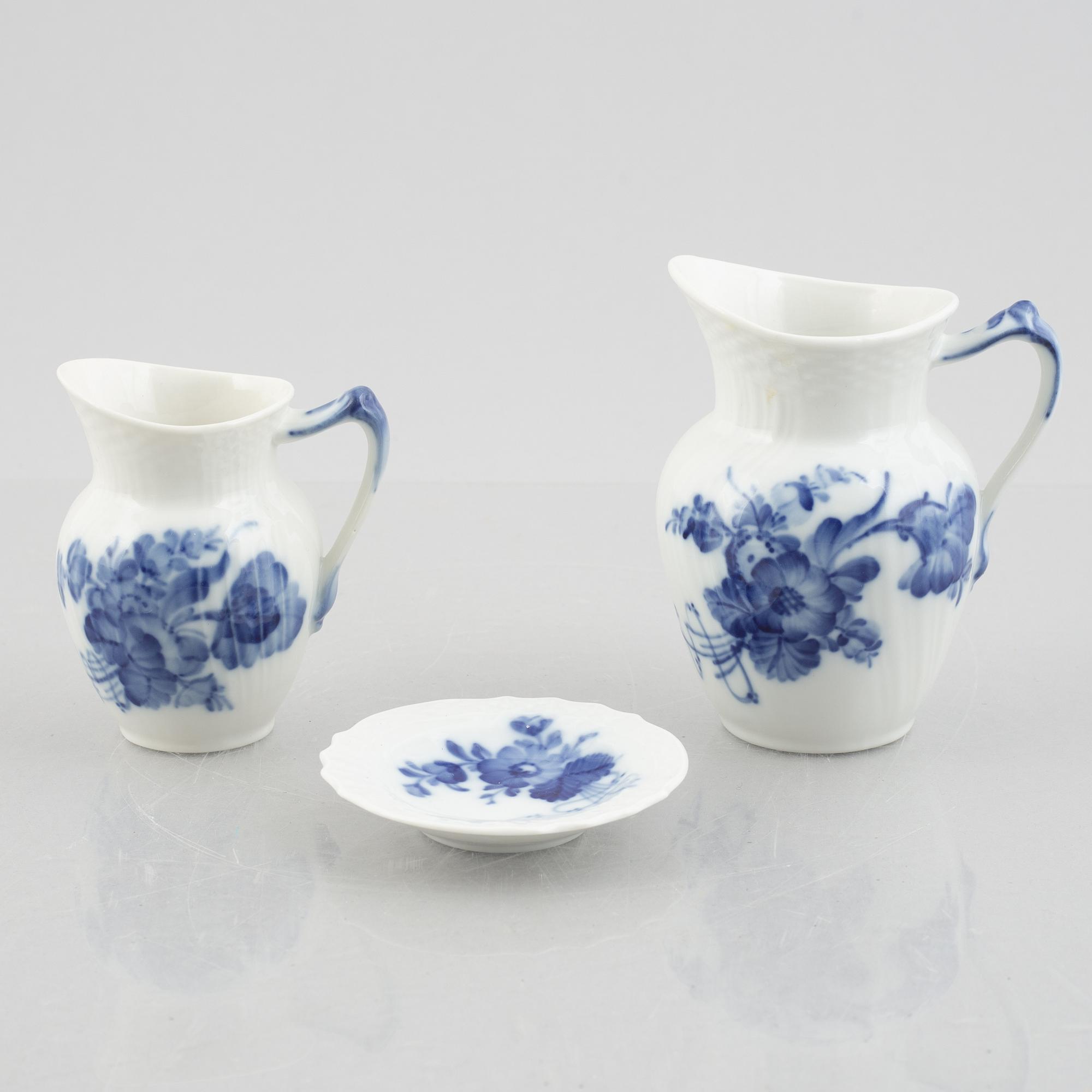 Royal Copenhagen, 53 pieces of a porcelain "Blue flower" coffee and mocha service, Denmark.