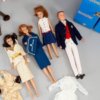A set of three Barbiedolls with accessories, Mattel 1960's.