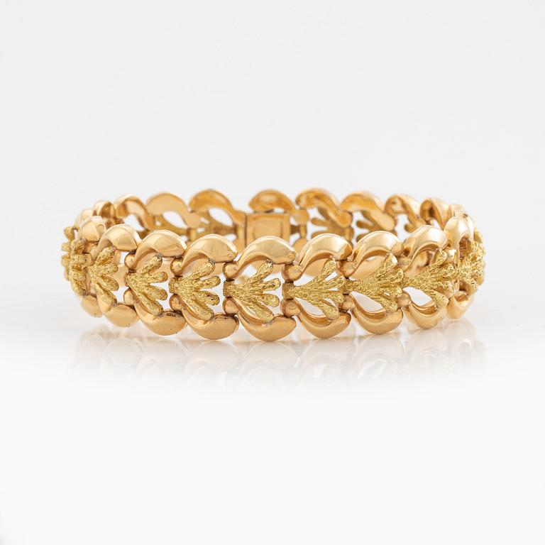 18K gold braclet.