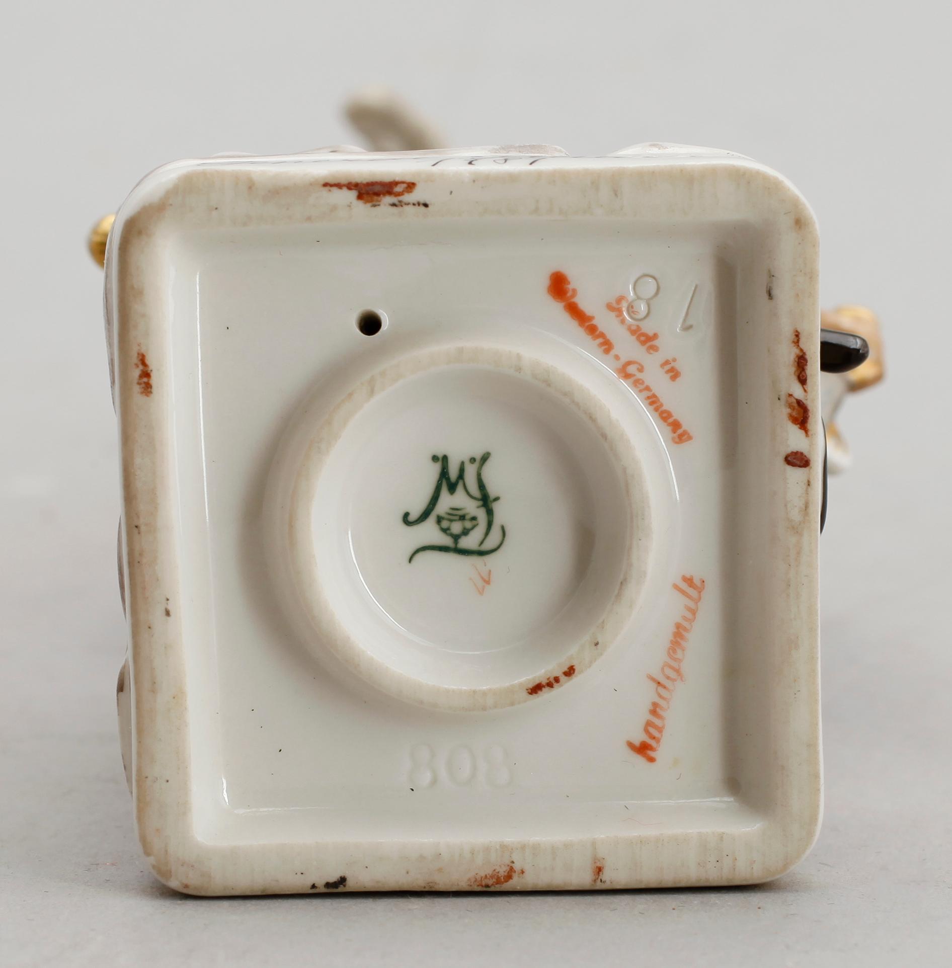 FIGUR, porslin, sannolikt Frankenthal, 1900-tal.