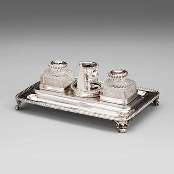 177. An English 18th century silver ink-stand, mark of Garrard's, London 1827.