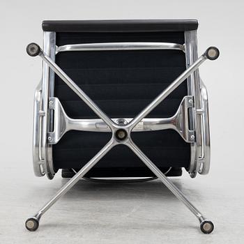 Charles & Ray Eames, armchair, EA 108, Vitra, 2008.