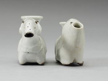 Two blanc de chine Elephant water pots, Qing dynasty.