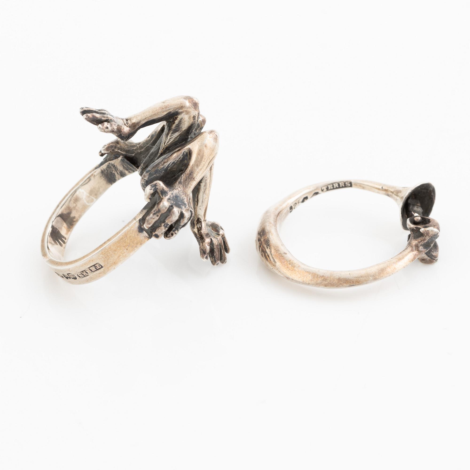 PA Lundahl-Terrs, two rings, silver, Växjö 1976.