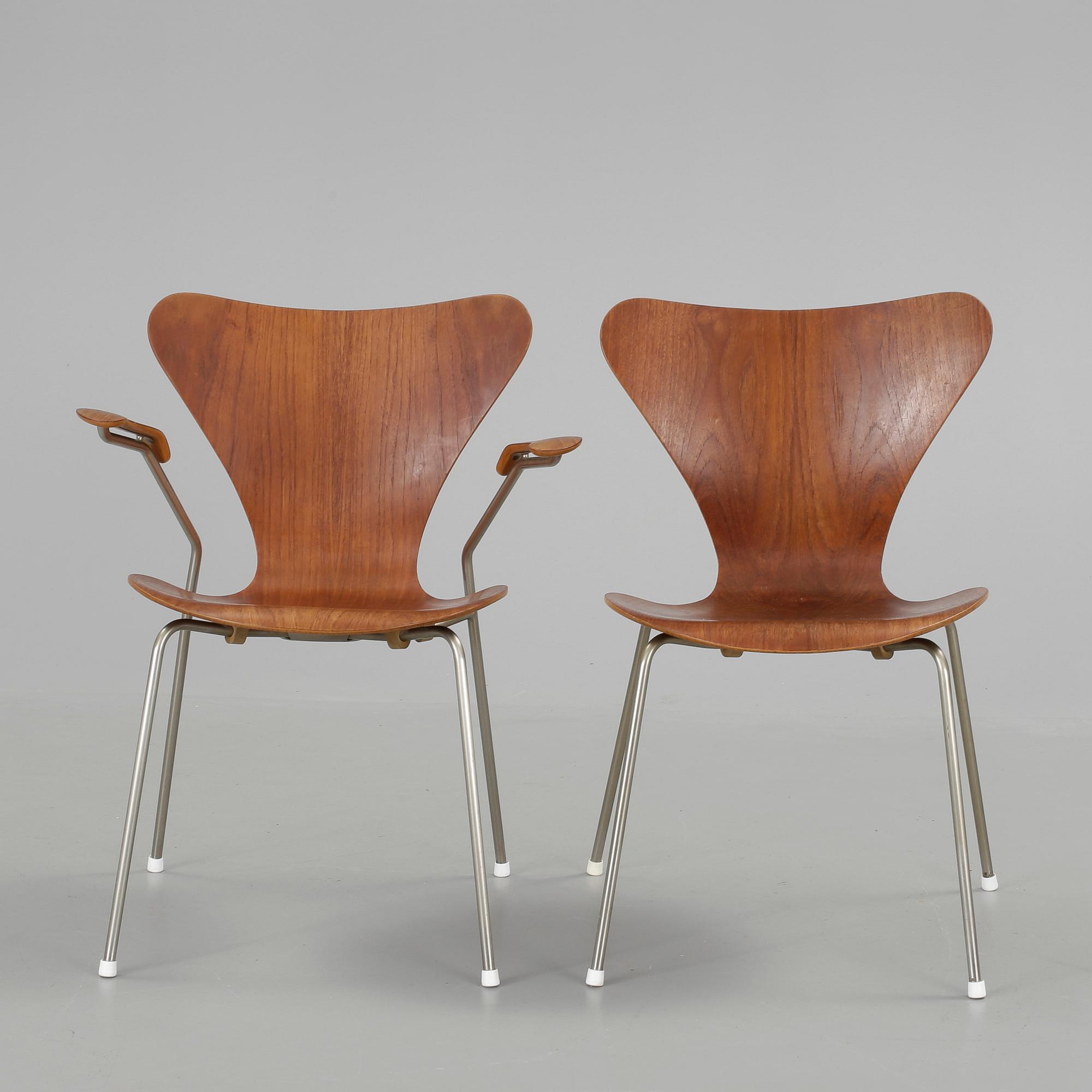 STOLAR, 2 st, Arne Jacobsen, Fritz Hansen, 1960-tal.