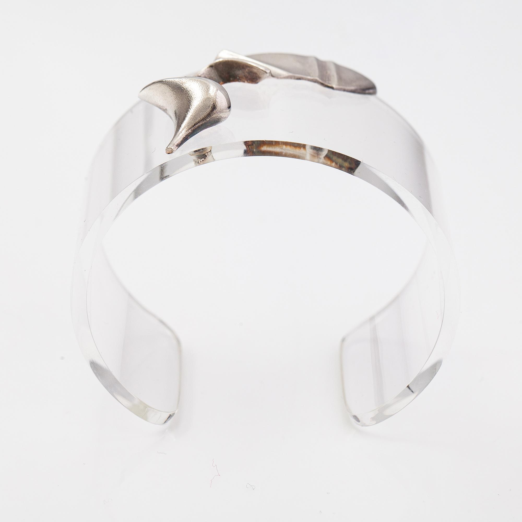 Björn Weckström, "Silver smoke", a sterling silver and acrylic bracelet. Lapponia 1988.