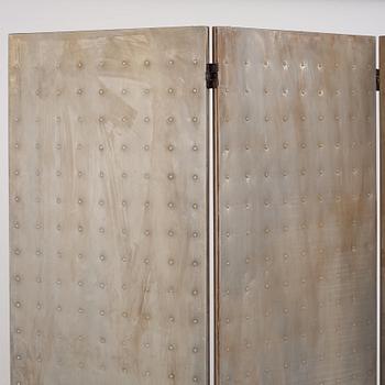 Mats Theselius, a "Rörligt objekt" room divider, ed. 100, Källemo, Värnamo post 1989.