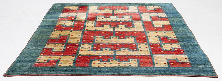 Matta, loomed, Tibet/Nepal, ca 295 x 210 cm.