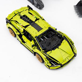 Lego, 4 byggda modeller.