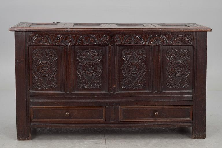 KISTA, barock. England. 1600-tal.