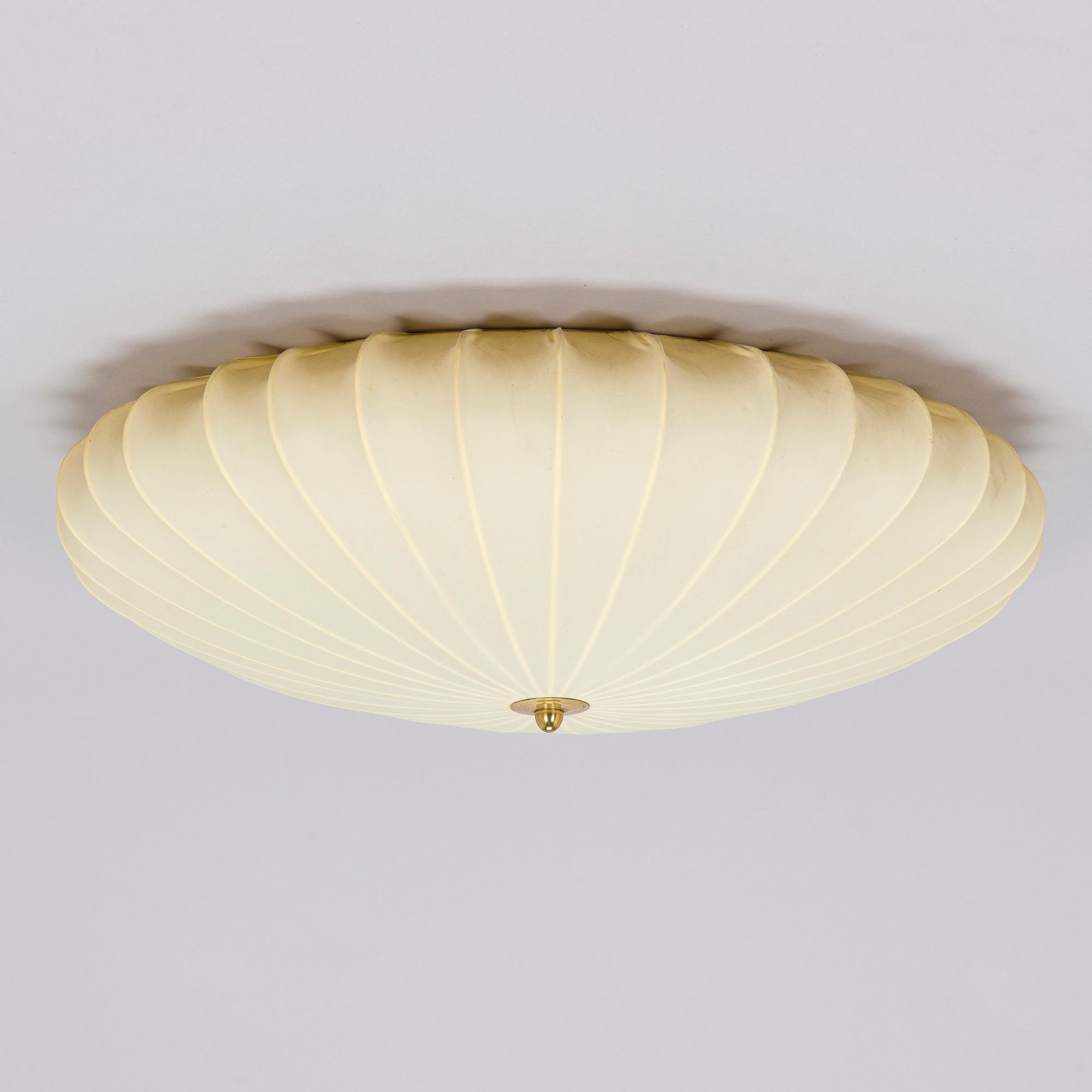 Paavo Tynell, A mid 20th century ceiling lamp for Idman.