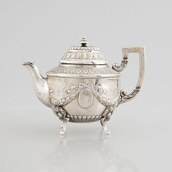 J.D. Schleissner & Söhne probably, an Empire style silver tea pot, Hanau, Germany, around 1900.
