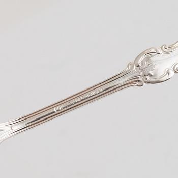 Cutlery, 52 pieces, silver, 40 pcs of model 'Olga' , Guldsmedaktiebolaget 1977-1980, and 4 19th-century spoons included.