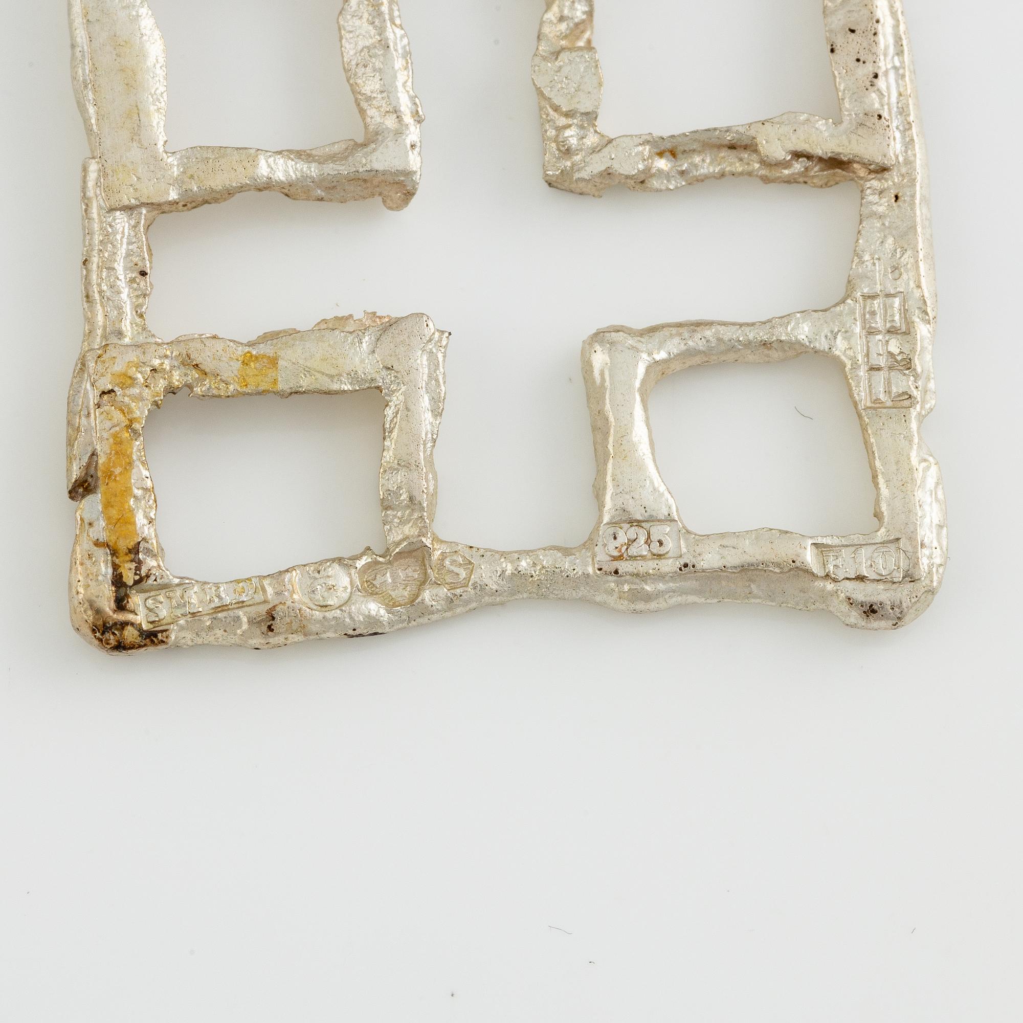 Lars Arby, a neck ring, two pendants and two pairs of earrings, silver, Gothenburg circa 1966, 1976, 1977 and 1980.