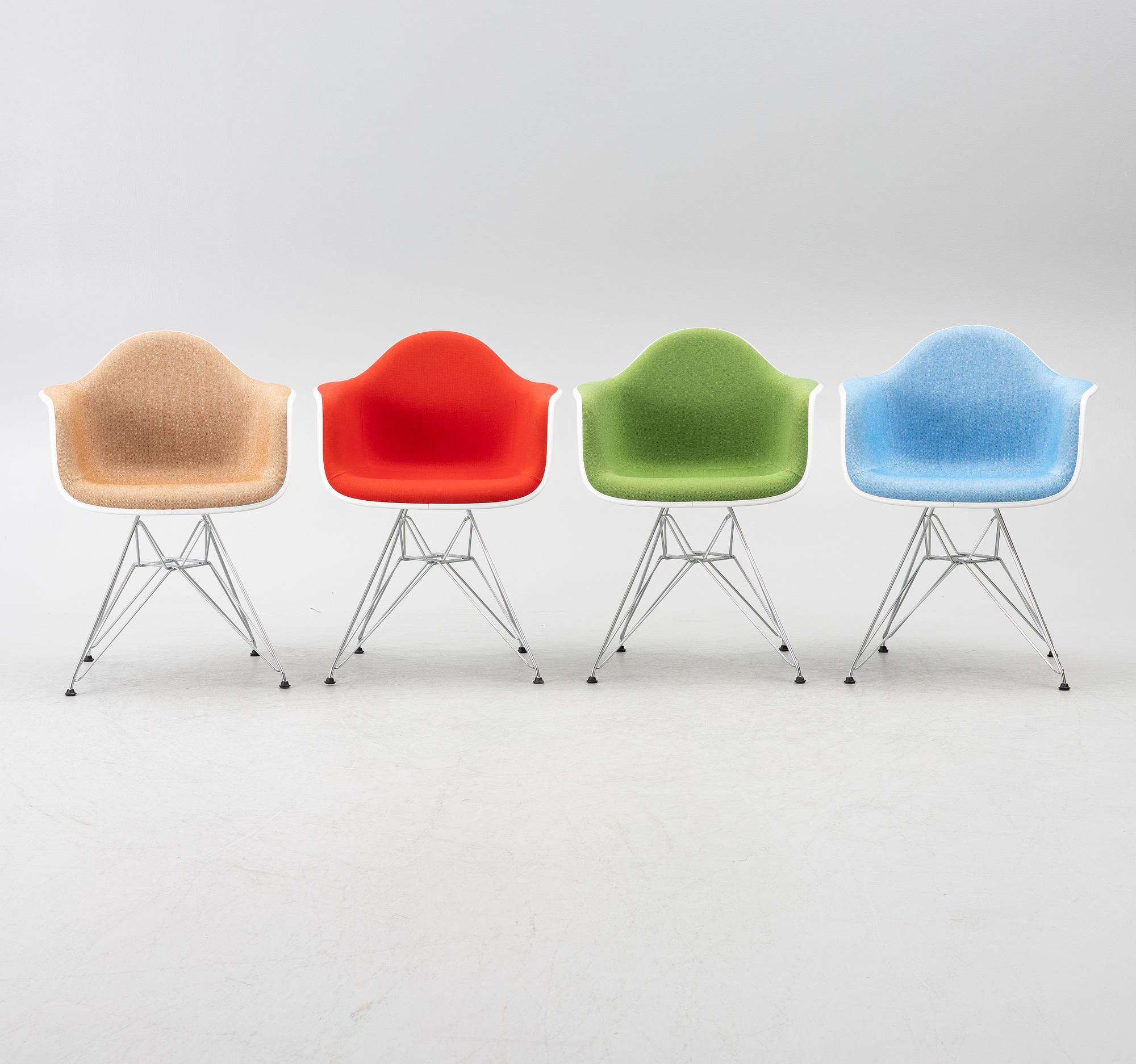 Charles & Ray Eames, karmstolar, 4 st "Plastic Armchair DAR", Vitra, 2018.