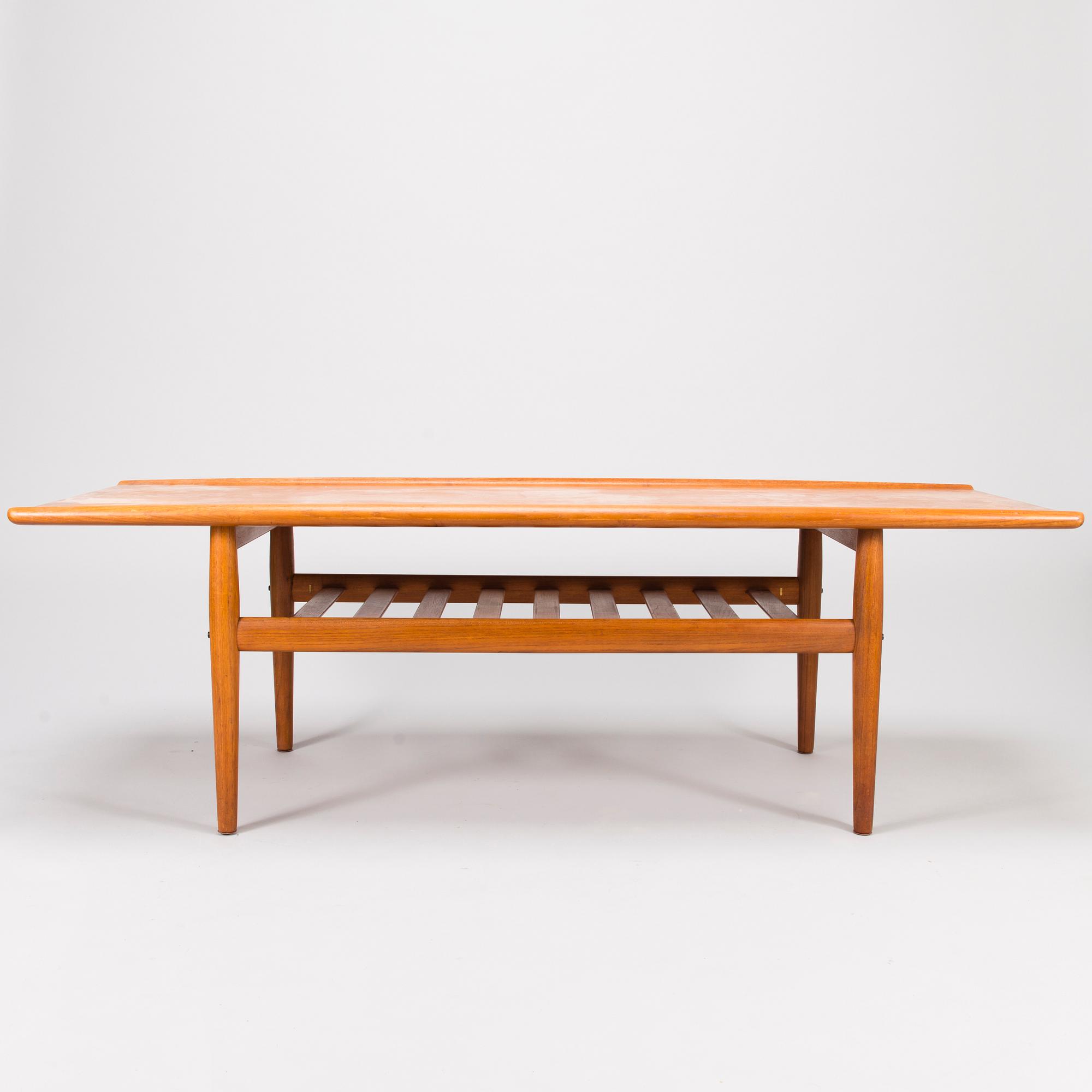 A COFFEE TABLE, design Grete Jalk, Glostrup Möbelfabrik.