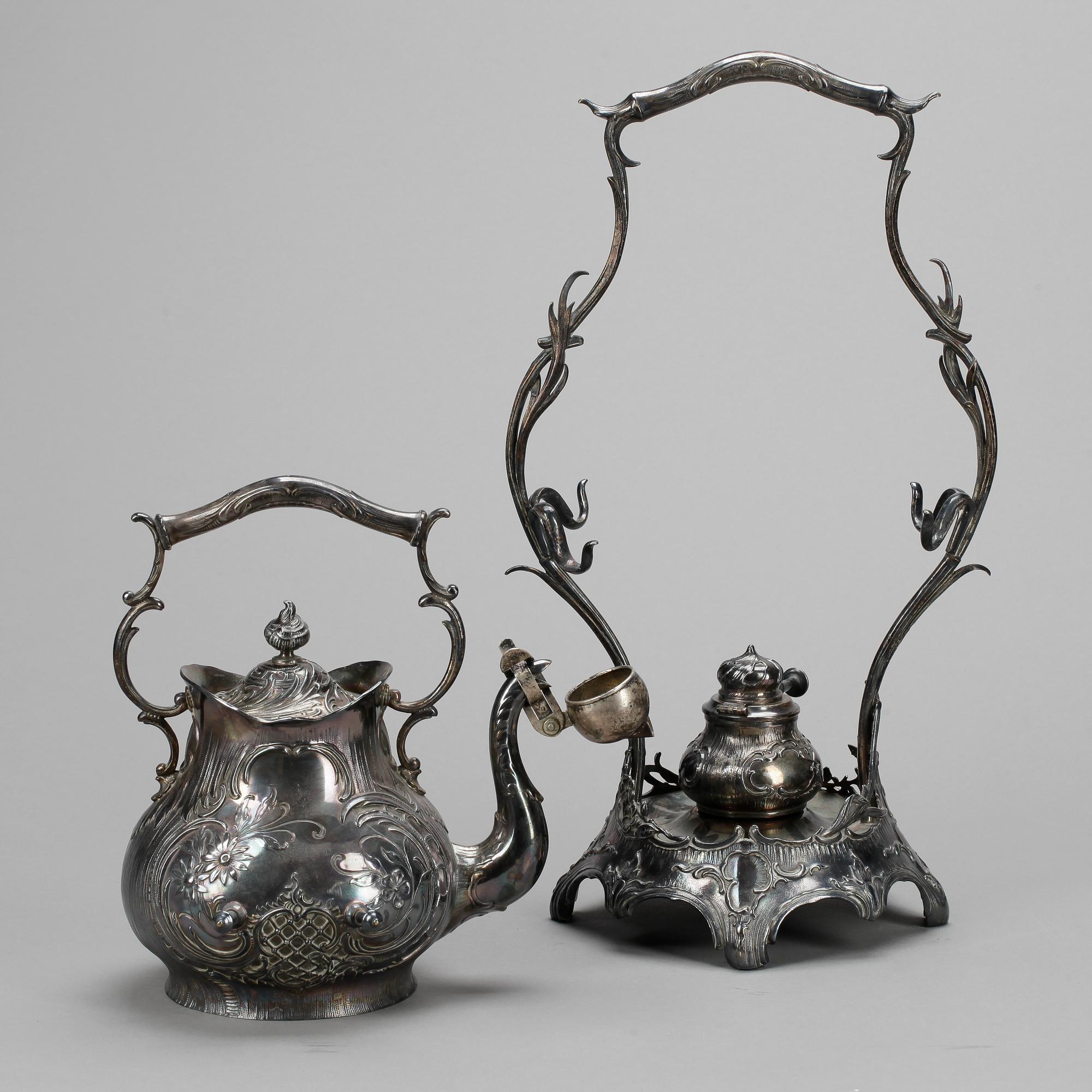 TEKÖK med RECHAUD, 4 delar, nysilver, C G Hallberg, Stockholm, 1800-talets slut.