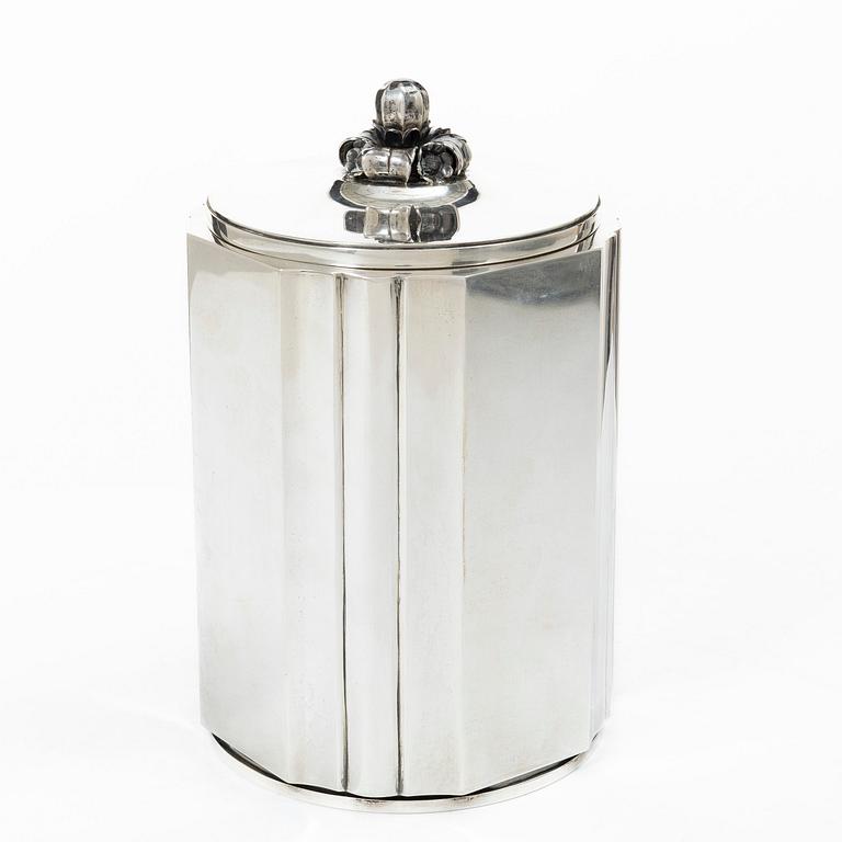 A sterling silver cigarett jar, Borgila, Stockholm, Sweden, 1951.
