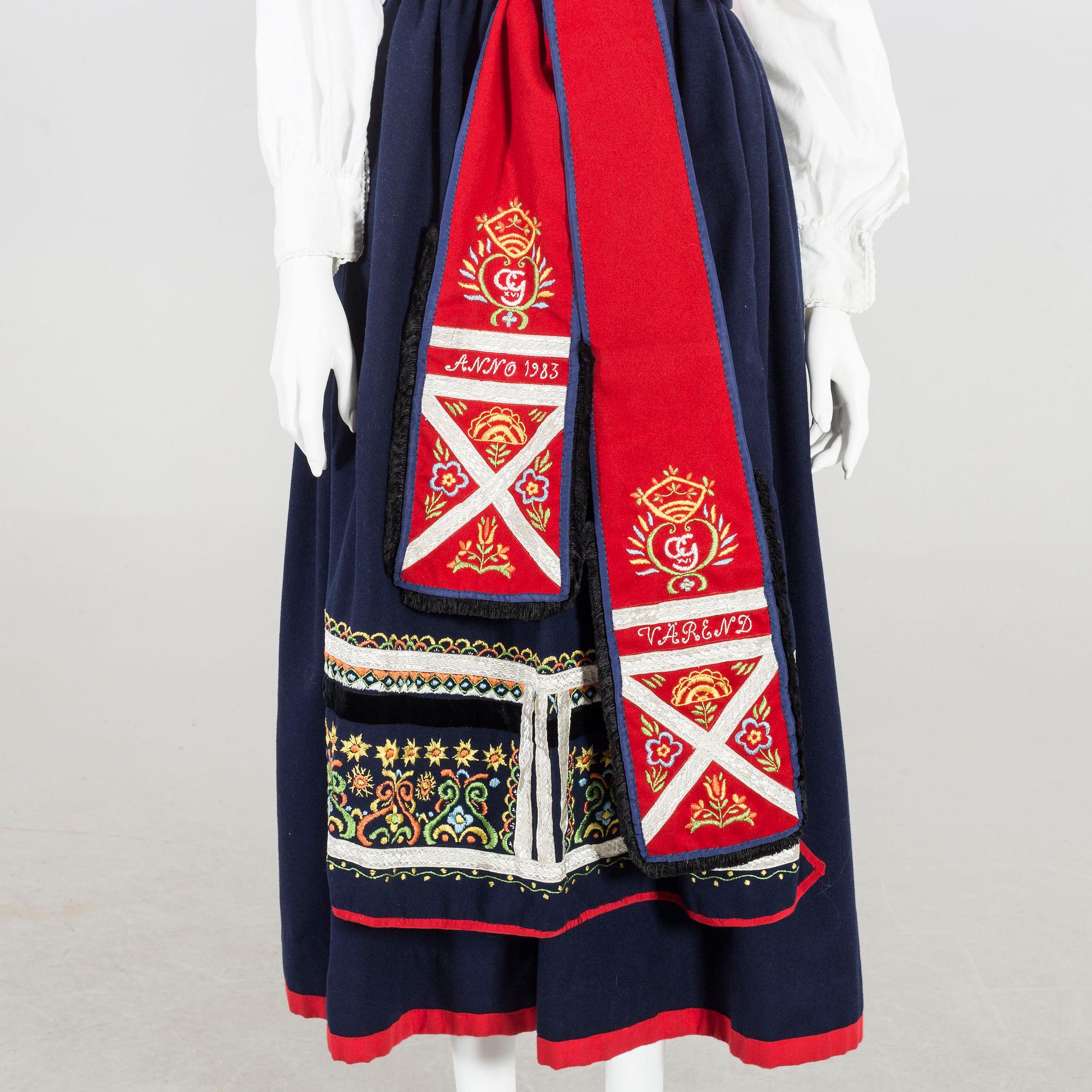 FOLKDRÄKT, Värend, Småland 1983 8 dlr.