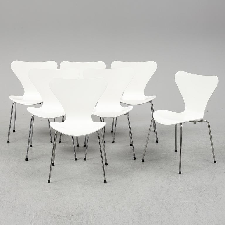 Seven chairs by Arne Jacobsen for Fritz Hansen 21st Century.