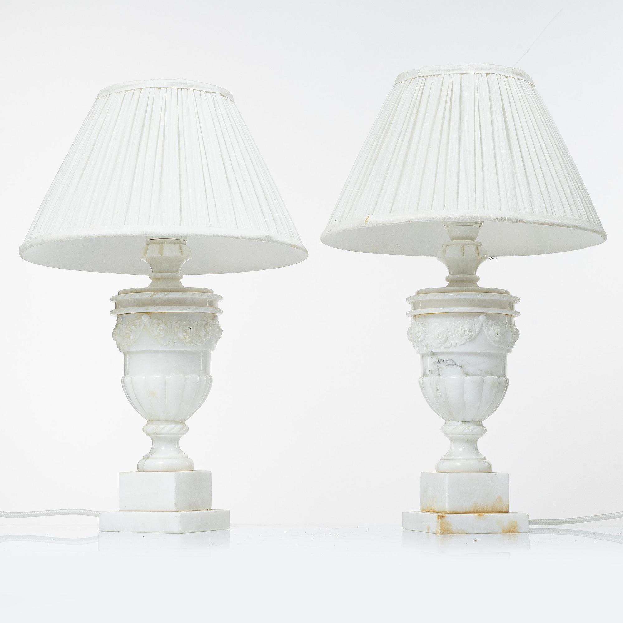 Bordslampor, ett par, alabaster, Italien, 1900-talets mitt.