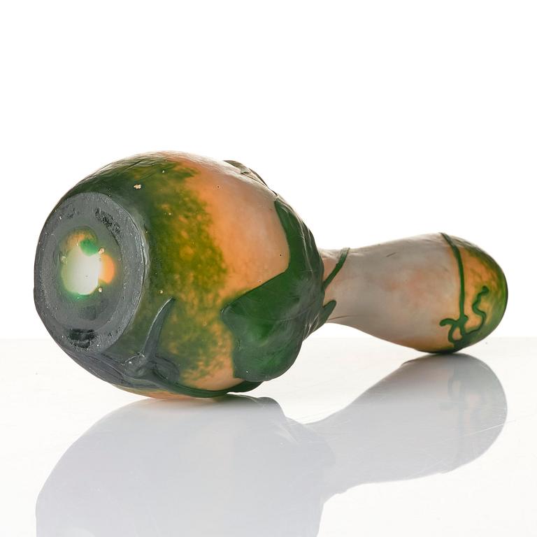 Daum Frères, an Art Nouveau soufflé glass vase, "Coloquinte en fleurs", Nancy, France, ca 1906-1907.