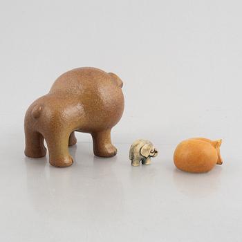 Lisa Larson, a set of three stoneware figurines, Gustavsberg and K-Studion.