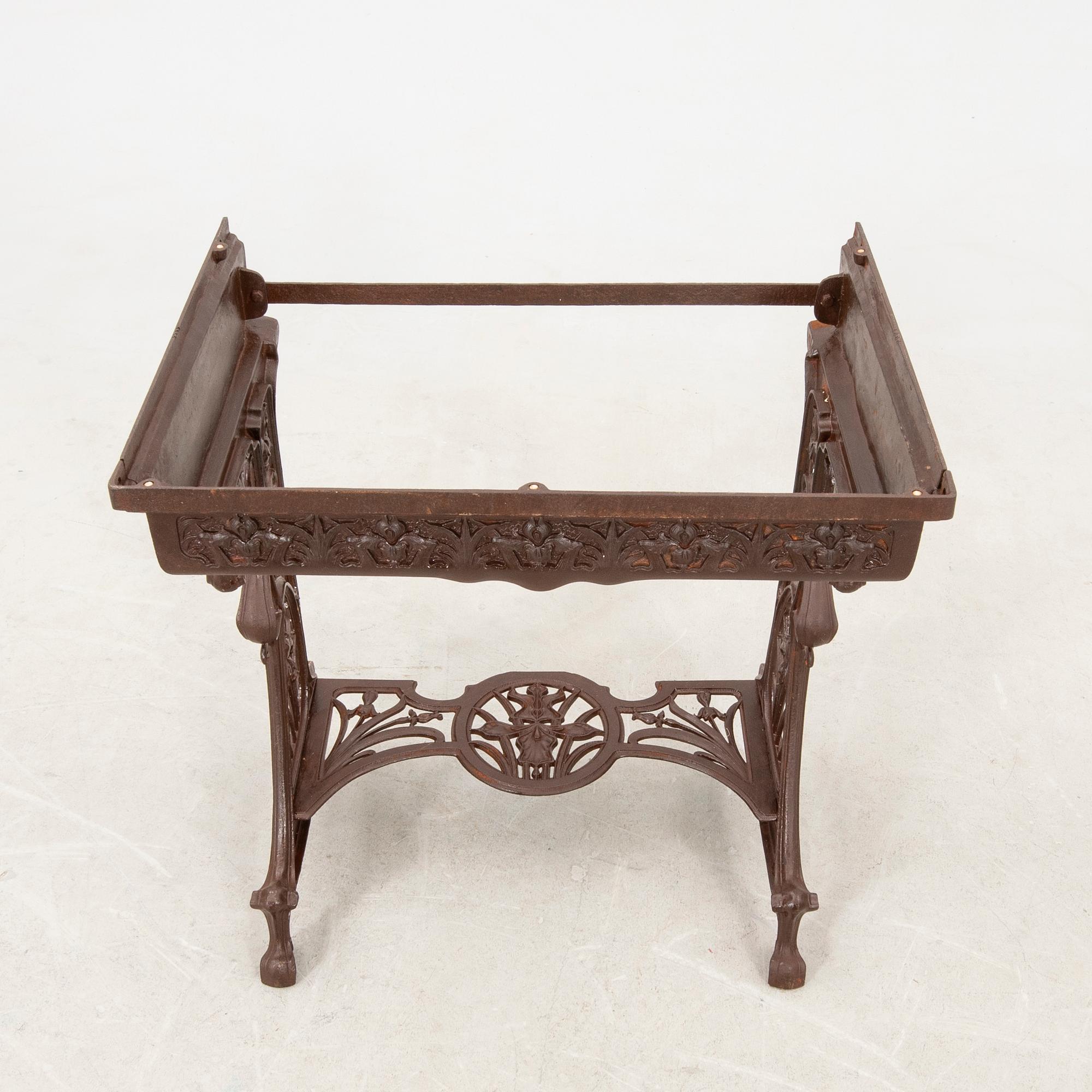 Tvättställsunderrede 1900-talets första hälft.