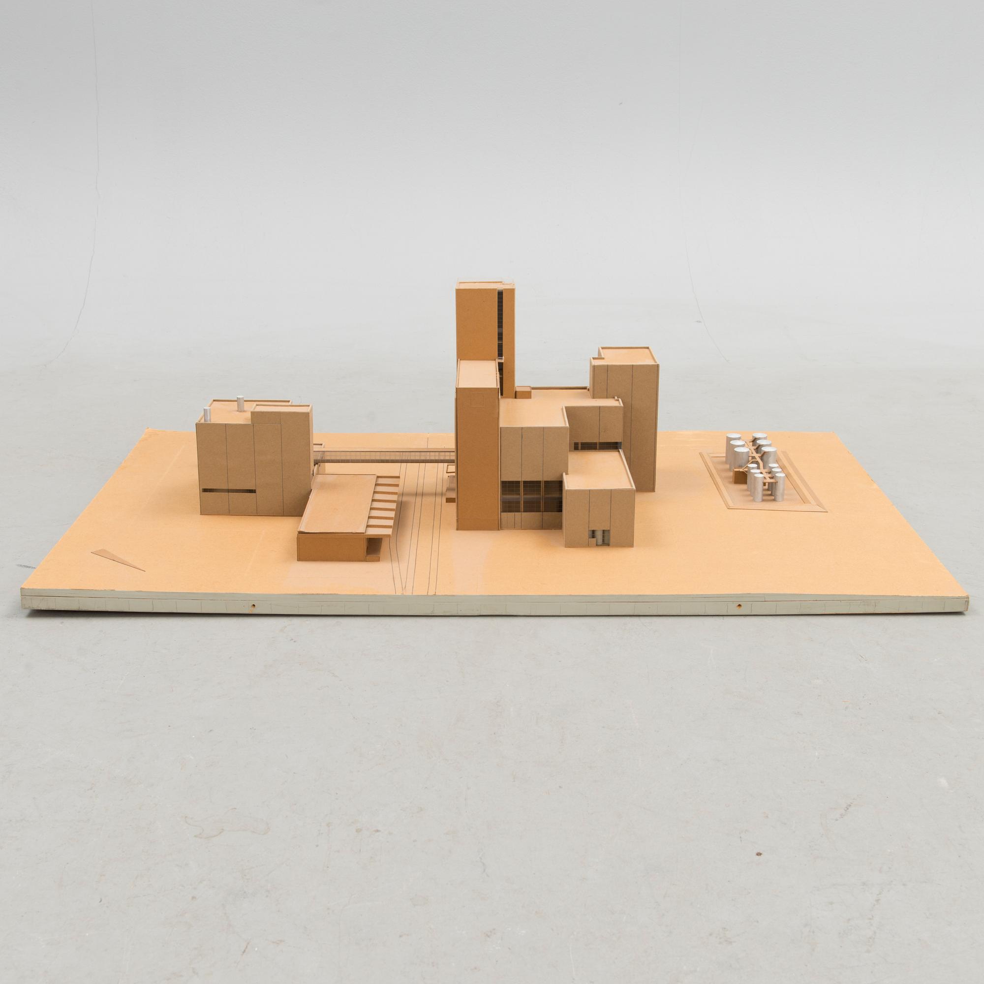 EINARI TERÄSVIRTA, arkkitehtuurimalli, Alkon Koskenkorva tehtaat, 1972.