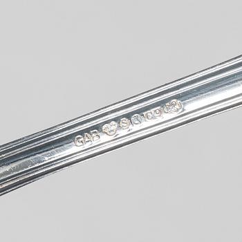 C.G. Hallberg, A set of Swedish silver spoons, model "Olga", Stockholm 1950s (36 pcs).