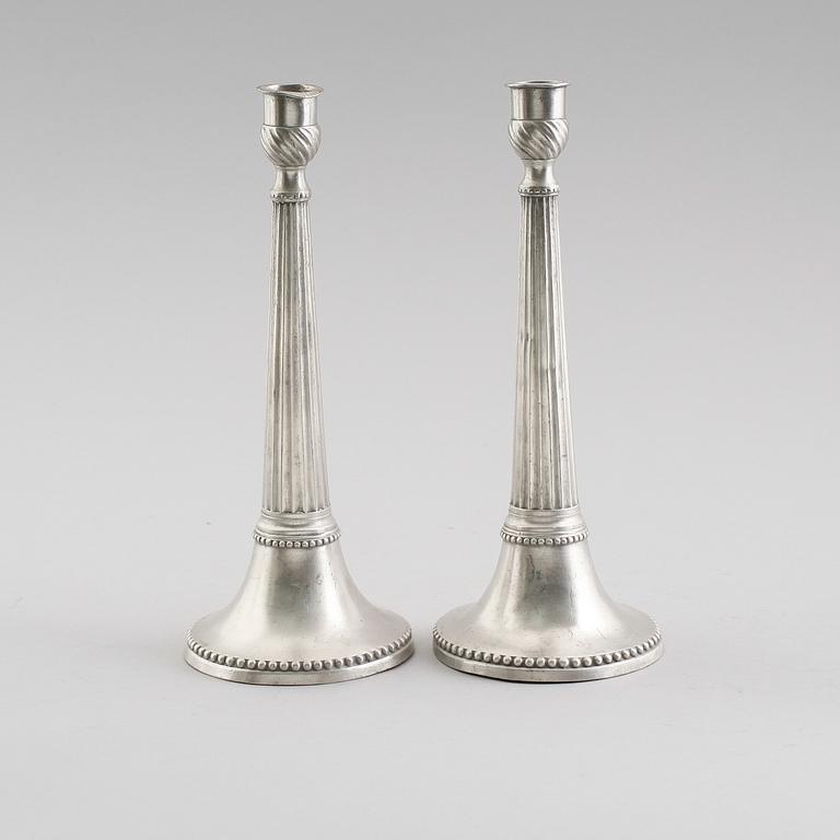 LJUSSTAKAR, 1 par, tenn,  Eric Pettersson Krietz, Stockholm 1801.