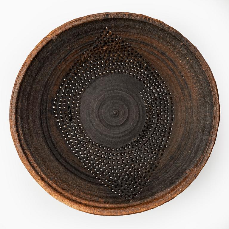 Raija Tuumi, Bowl, signed 1973, Arabia Raija Tuumi.