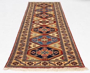 Matta, gallerimatta, orientalisk, ca 300 x 85 cm.