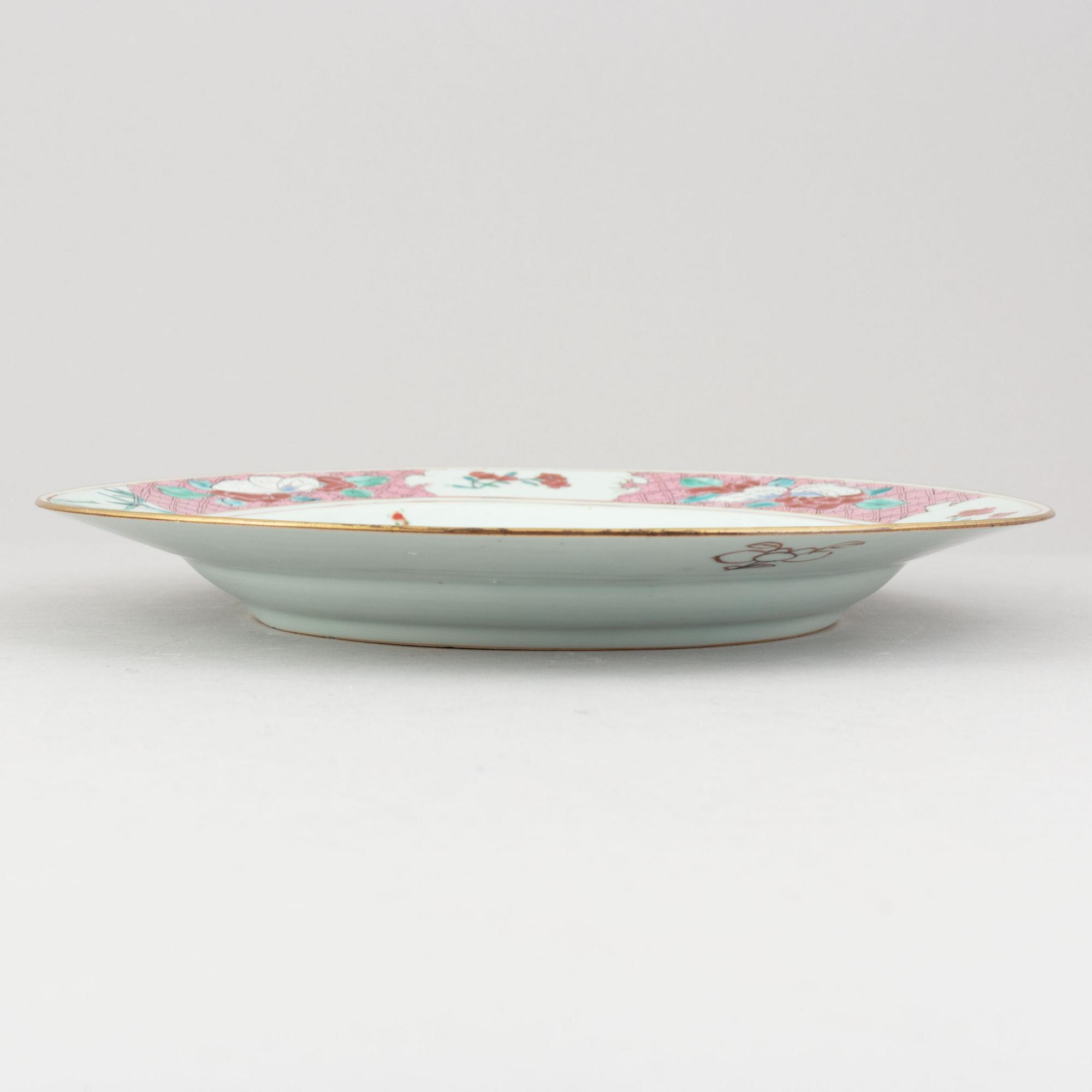 A famille rose dish, Qing dynasty, Yongzheng (1723-35).