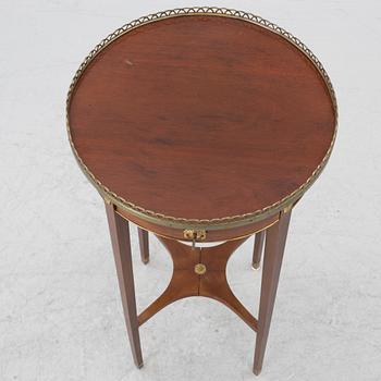 Bord, omkring år 1900, Gustaviansk stil.