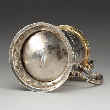 A Polish 17th century parcel-gilt tankard, marks of Peter II Rode, Gedansk (1654-1699).