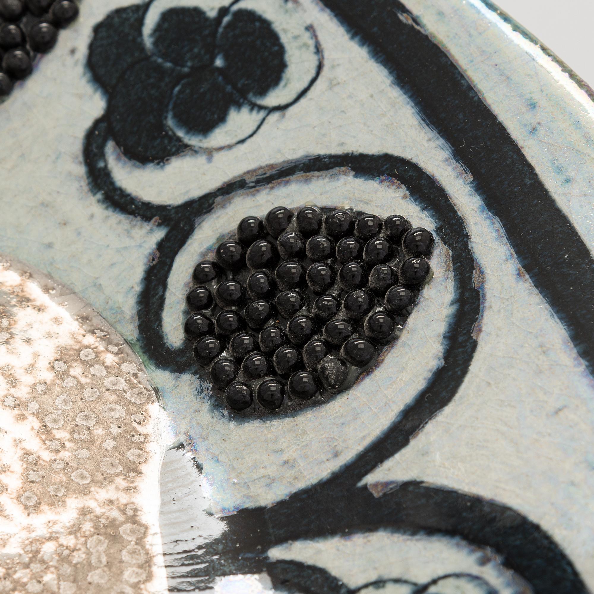 Birger Kaipiainen, dekorationsfat, keramik, signerad Kaipiainen Arabia.