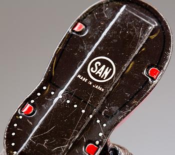 LEKSAKER, 2 st, bl a Japan, 1900-tal.