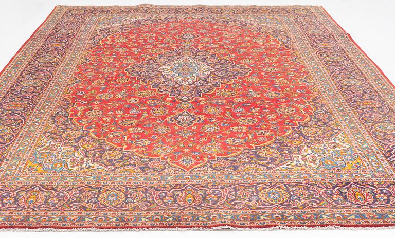 Matta, Keshan, ca 435 x 310 cm.