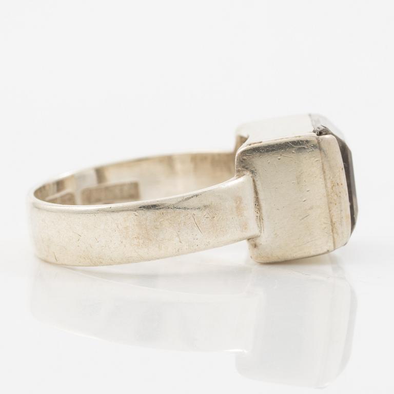 Wiwen Nilsson, ring silver with rock crystal.